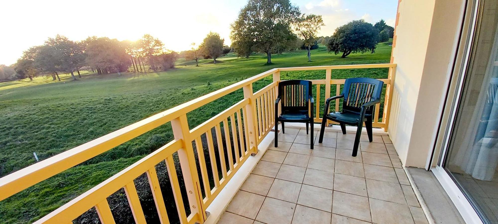 3 Pieces Proche Plage Commerces Et Golf Порник Екстериор снимка
